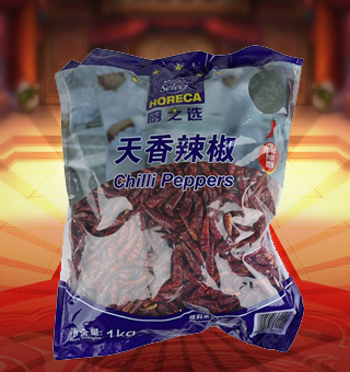 廚之選(HORECA SELECT)天香辣椒產(chǎn)自四川成都1kg每袋，辣椒對口腔及胃腸有刺激作用，能增強腸胃蠕動，促進(jìn)消化液分泌，改善食欲，并能抑制腸內(nèi)異常發(fā)酵。可以用于沸騰魚、大碗魚、毛血旺、辣子雞丁、饞嘴牛蛙等川菜系列，定會讓您回味無窮。由于辣椒素的作用，當(dāng)味覺感覺細(xì)胞接觸到辣椒素后會更敏感，從而感覺食物的美味。