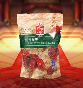 薈食(FINE LIFE)臻選灰棗產自新疆和田500g每袋，精選優質新疆和田紅棗為原料，經先進工藝精心制作而成，肉質緊實，濕度適中，輕松享受。薈食臻選灰棗中富含豐富的蛋白質、脂肪、碳水化合物及鈉等微量元素，有助于補充人體所需。采用精美袋式包裝，大氣上檔次，適合煲粥、泡茶、做餡等，食法多樣，是你居家生活的必備選擇