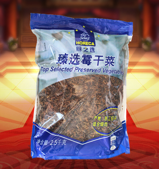 廚之選(HORECA SELECT)臻選霉干菜產(chǎn)自浙江紹興2.5kg每袋，蕭山霉干菜是浙江省紹興市夾灶鄉(xiāng)的漢族傳統(tǒng)名菜。夾灶原屬紹興縣，故歷來以“紹興霉干菜”為名。此產(chǎn)品由大葉芥加工而成，色澤烏黑，香氣濃郁，味美質(zhì)嫩，久貯不變，是一種常年食用的大眾化食品州，霉干菜一般用芥菜、尚未抽苔的白菜和油菜等腌制后曬干制成。